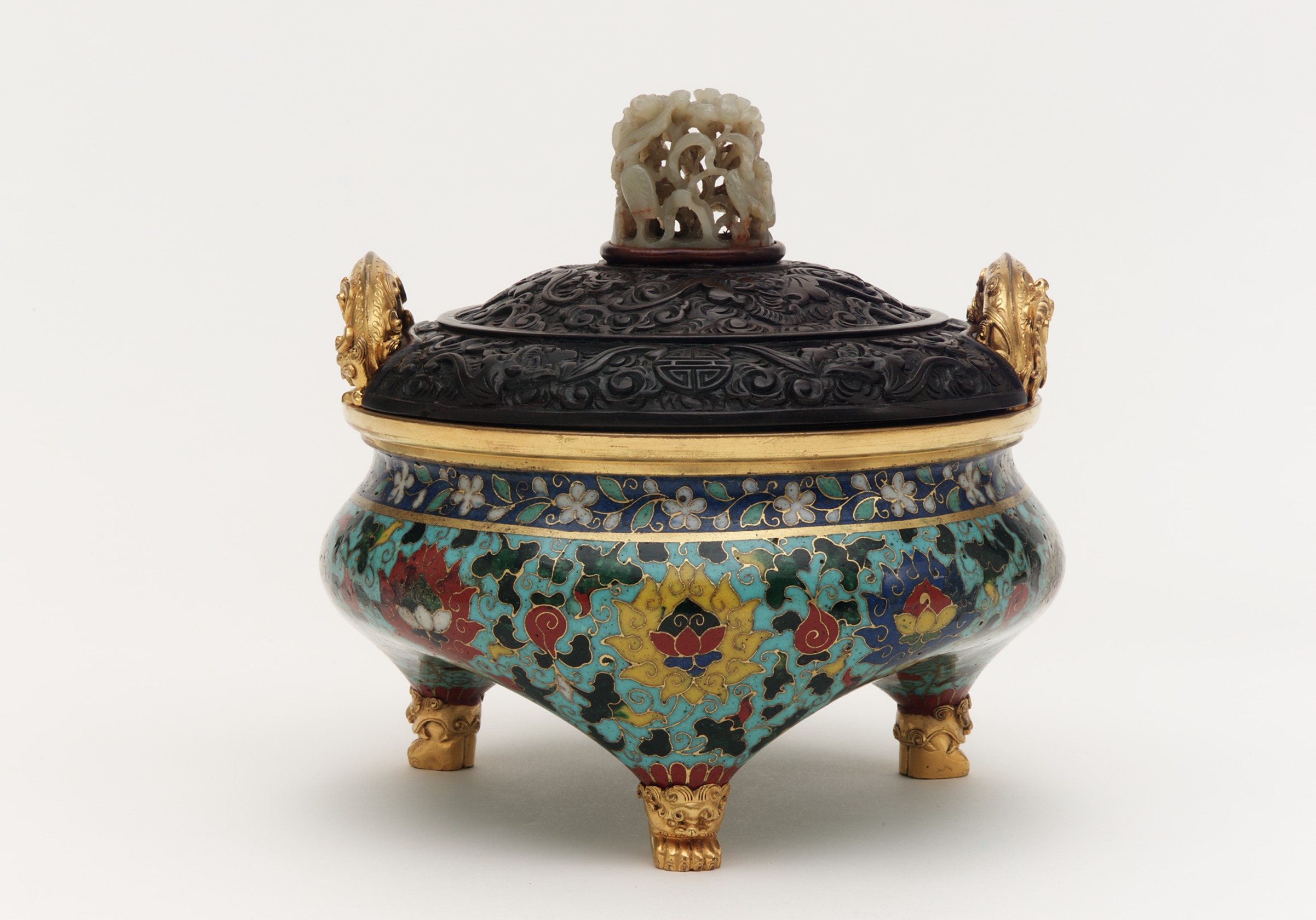 highly decorative bowl with lid